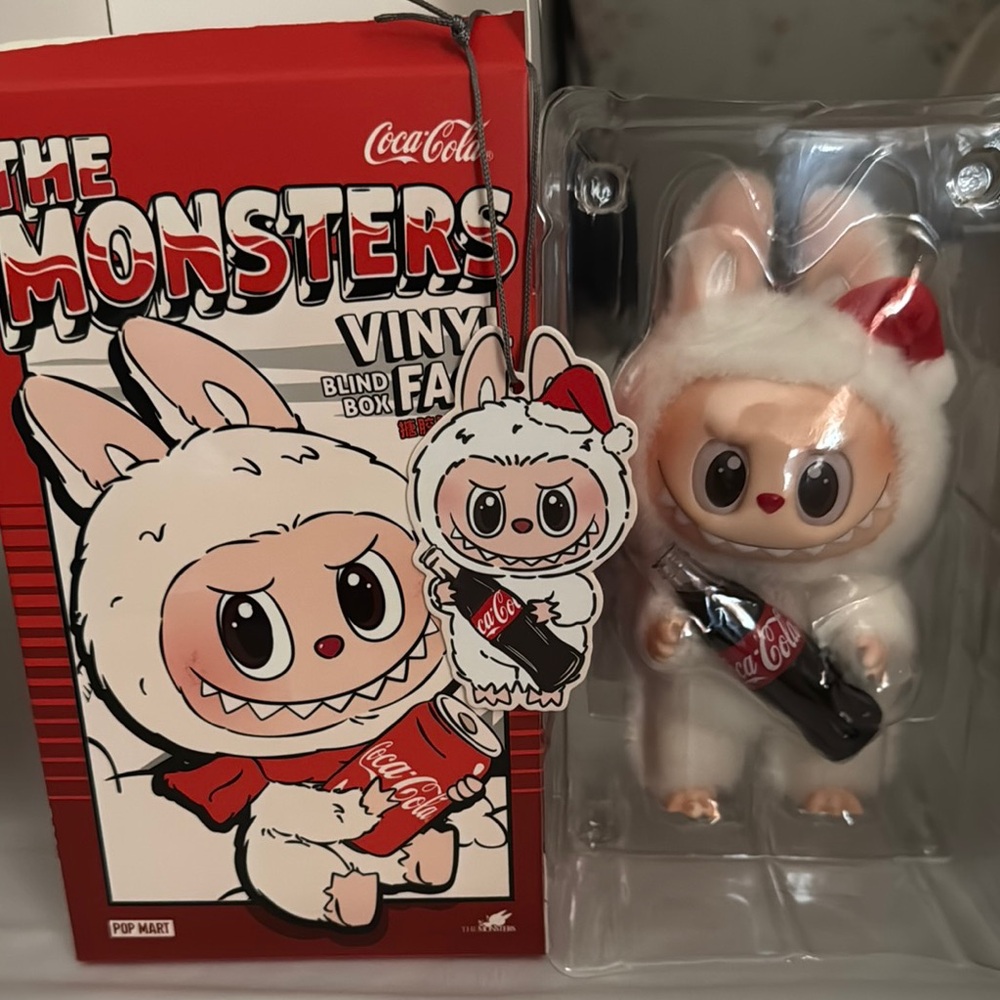 Coca-Cola The Monsters Vinyl Figure in Red and White